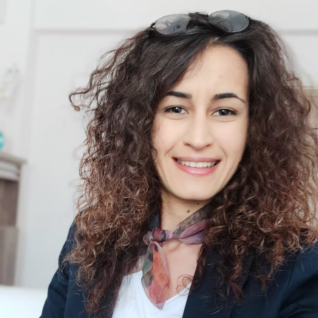 Esra Kama